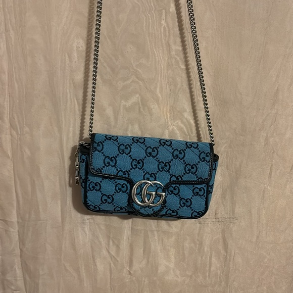 Gucci Gg Marmont Flap Bag Diagonal Quilted Gg Canvas Super Mini Blue. - Picture 2 of 8